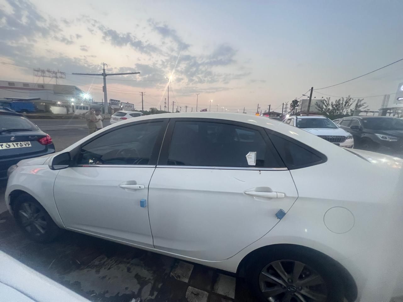 جک J4 اتوماتیک ساده - 1403