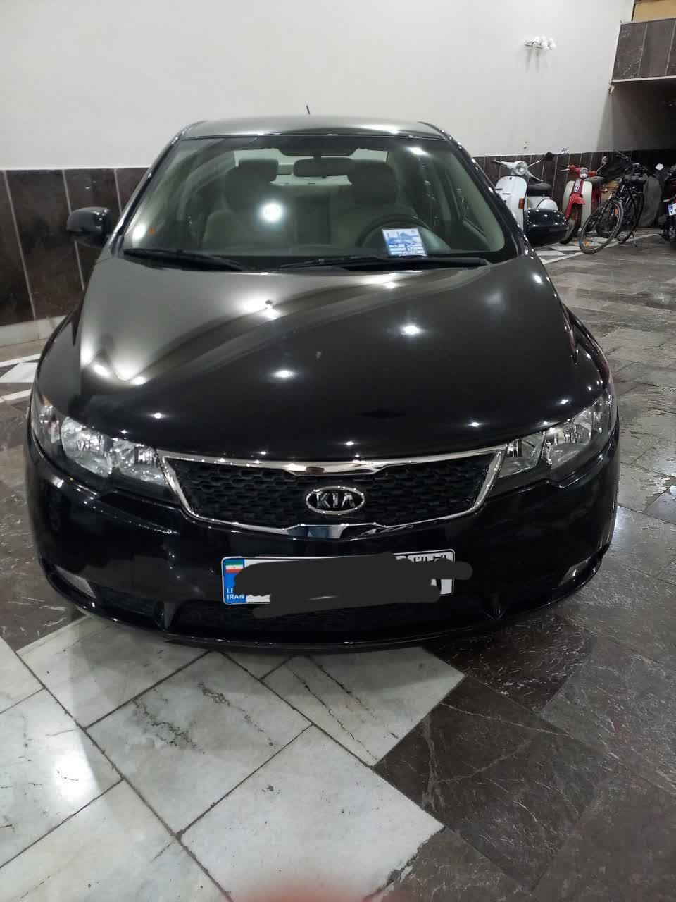 خودرو کیا، سراتو مونتاژ آگهی ann_19404610