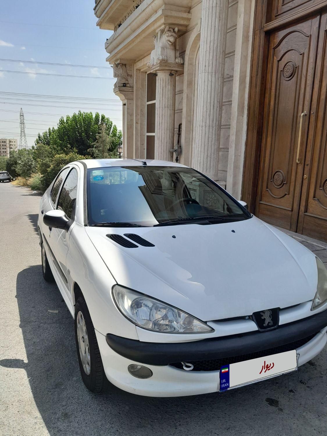 پژو ۲۰۶ صندوق دار v8 - 1393