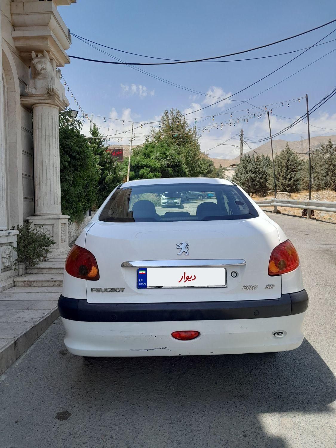 پژو ۲۰۶ صندوق دار v8 - 1393