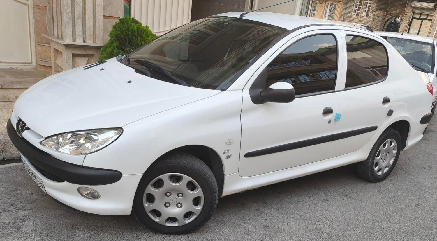پژو ۲۰۶ صندوق دار v8 - 1394