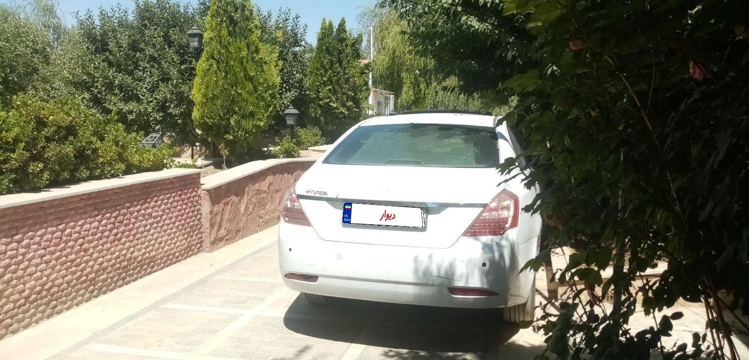 جیلی امگرند 7 دنده‌ای - 2013