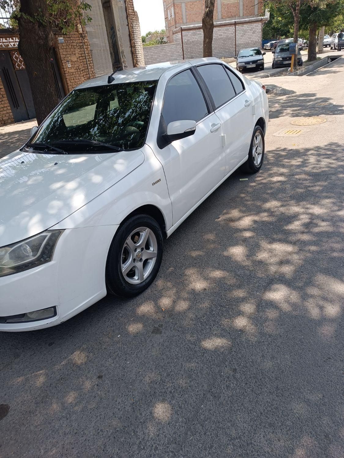 خودرو دنا، معمولی آگهی ann_19404746