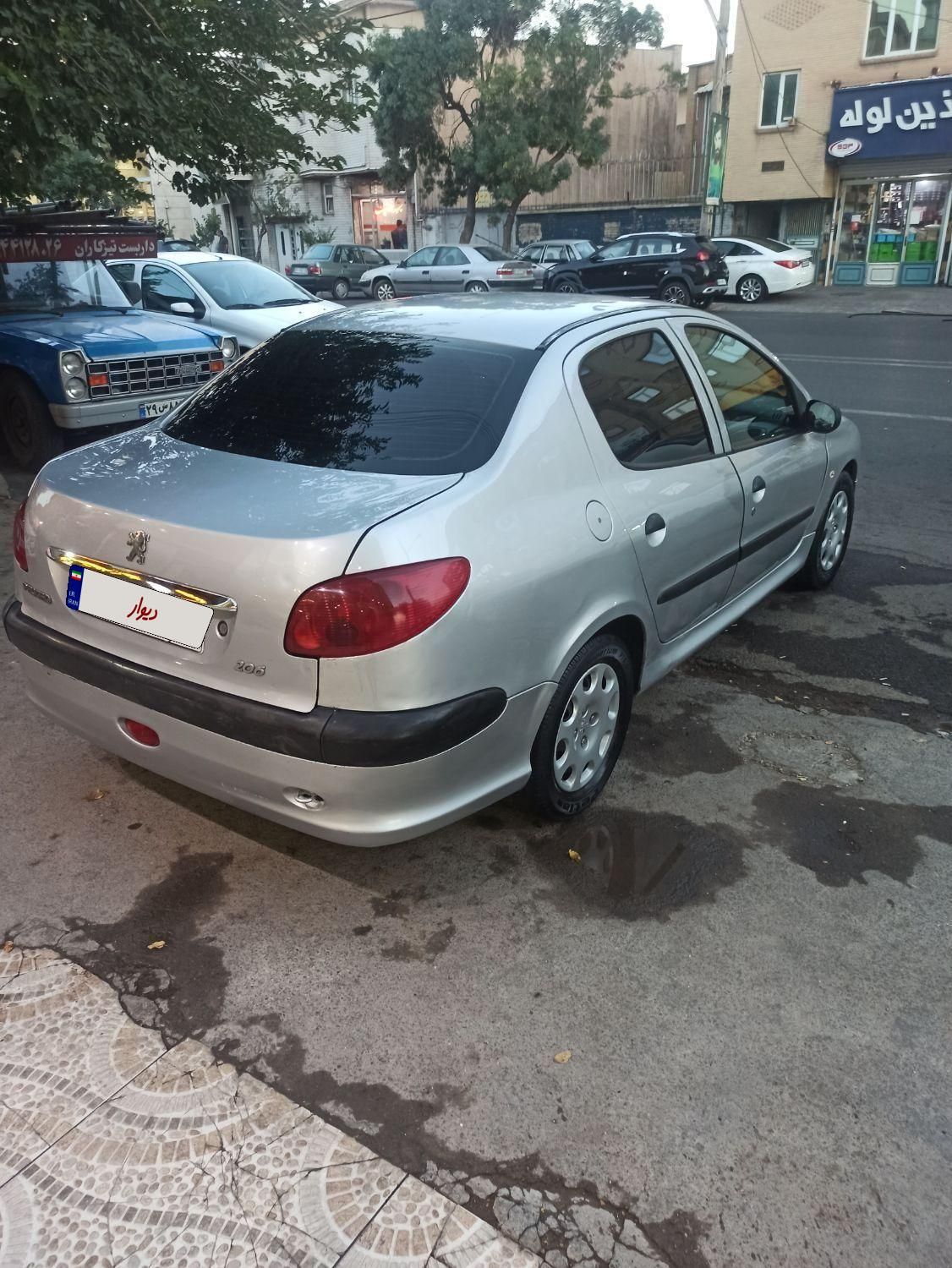 پژو ۲۰۶ صندوق دار v2 - 1387