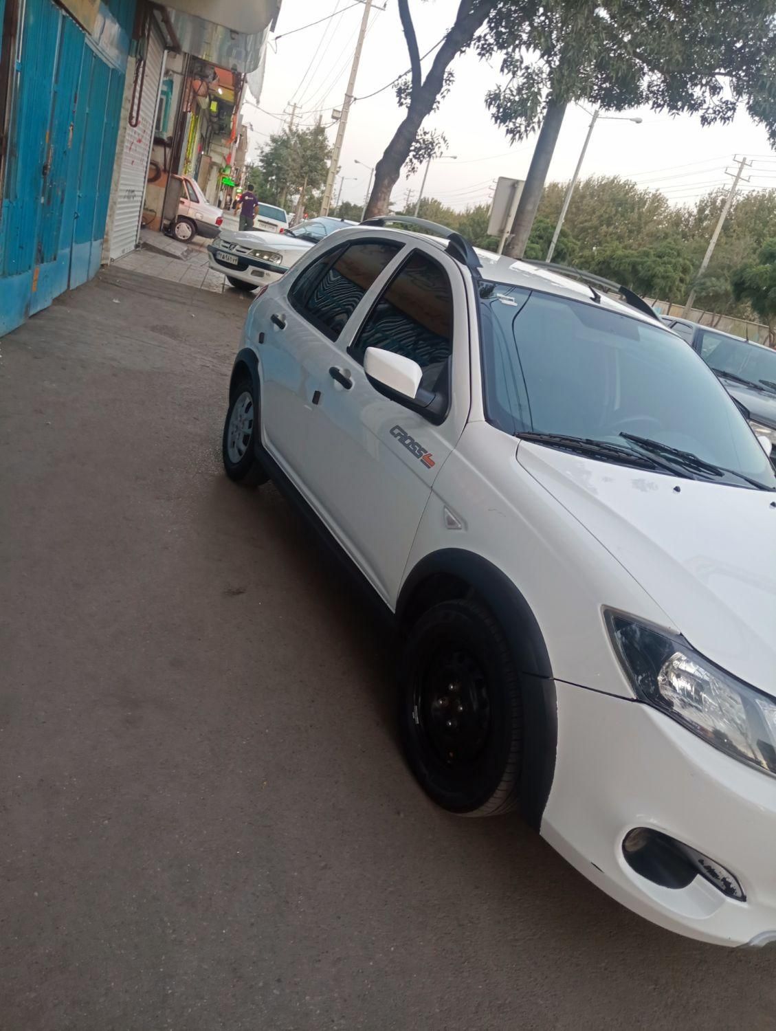 کوییک R دنده‌ای - 1401
