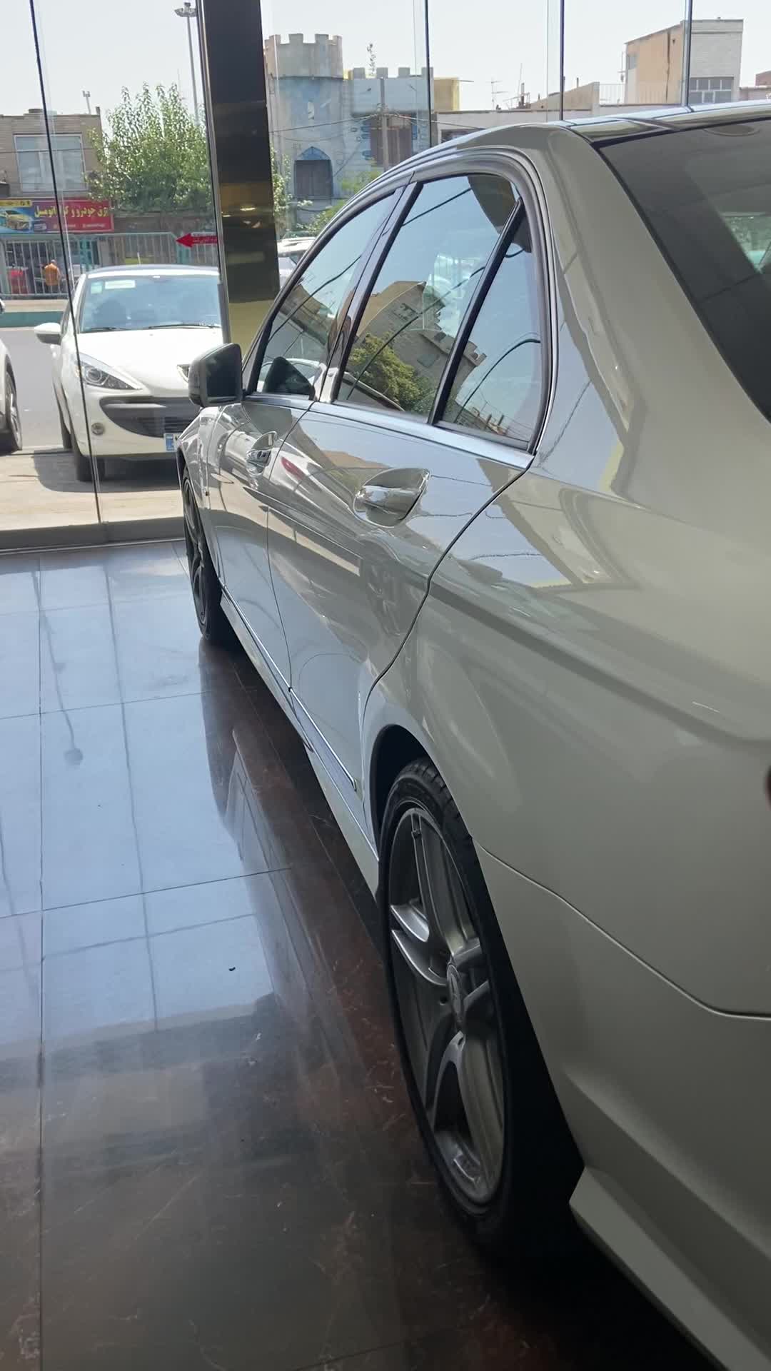 بنز C 200 - 2013