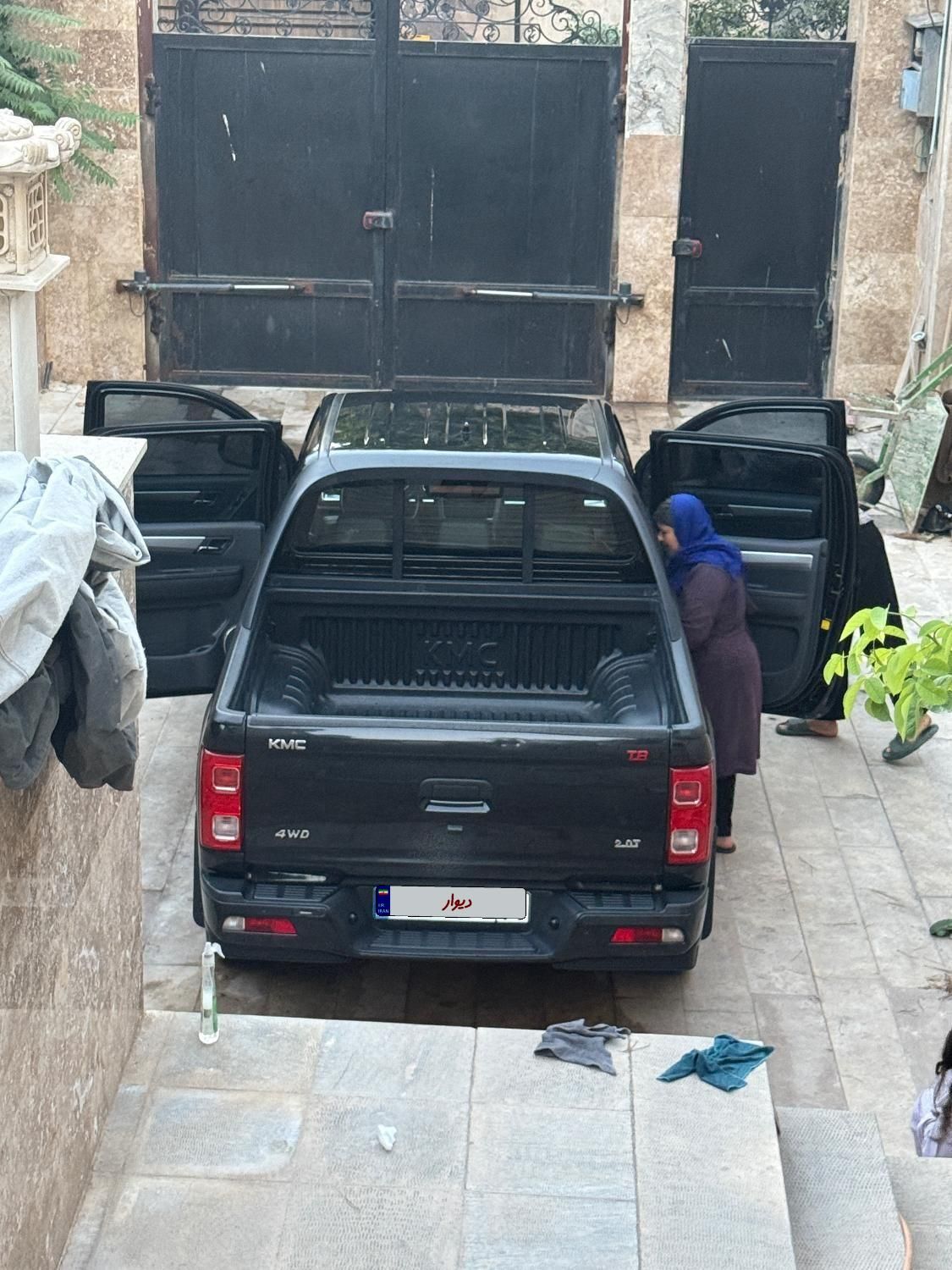 خودرو کی ام سی، T8 آگهی ann_19404984