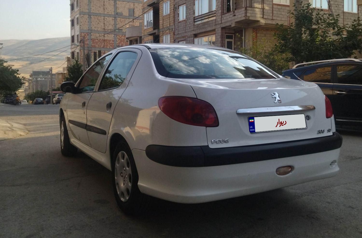 پژو ۲۰۶ صندوق دار v20 - 1389