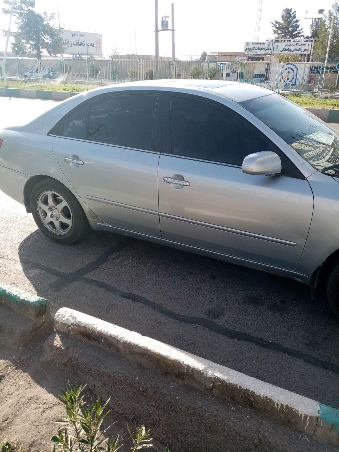 هیوندای سوناتا اتوماتیک NF 2400 - 2006