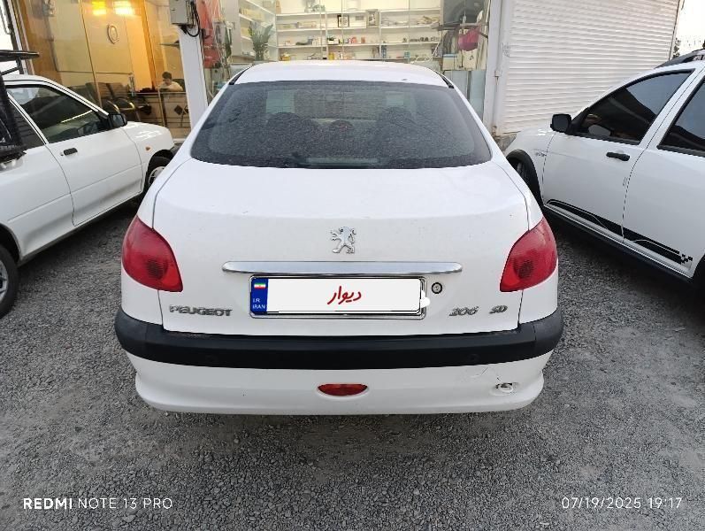 پژو ۲۰۶ صندوق دار v8 - 1393