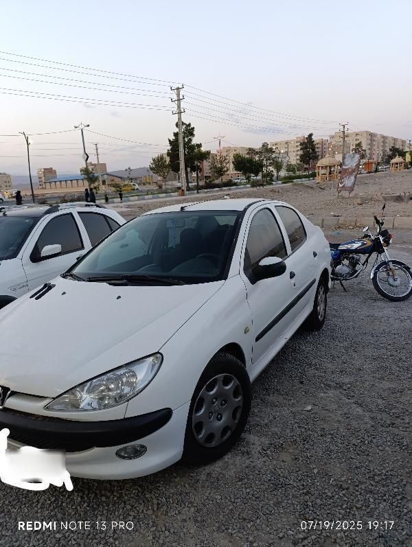 پژو ۲۰۶ صندوق دار v8 - 1393