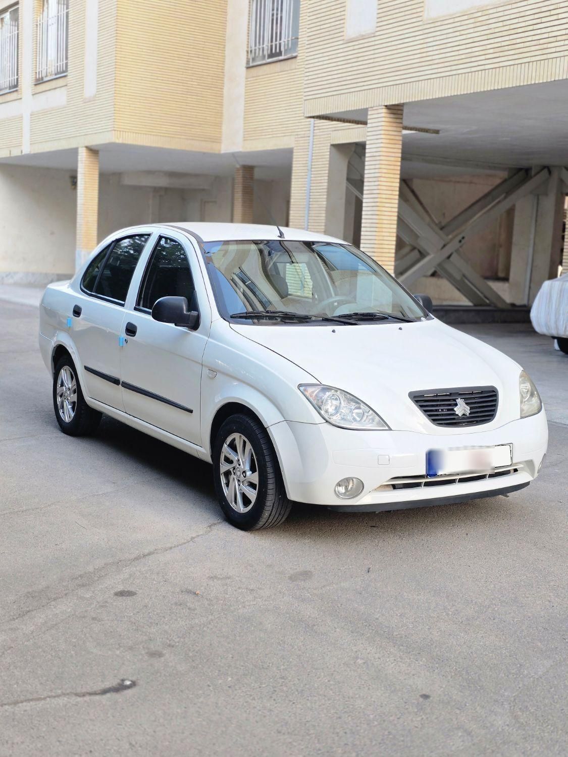 تیبا صندوق دار SX - 1398