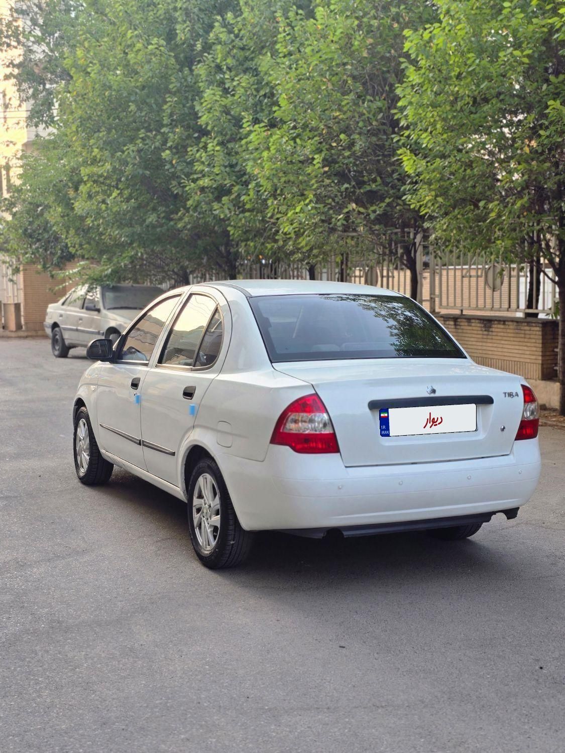 تیبا صندوق دار SX - 1398
