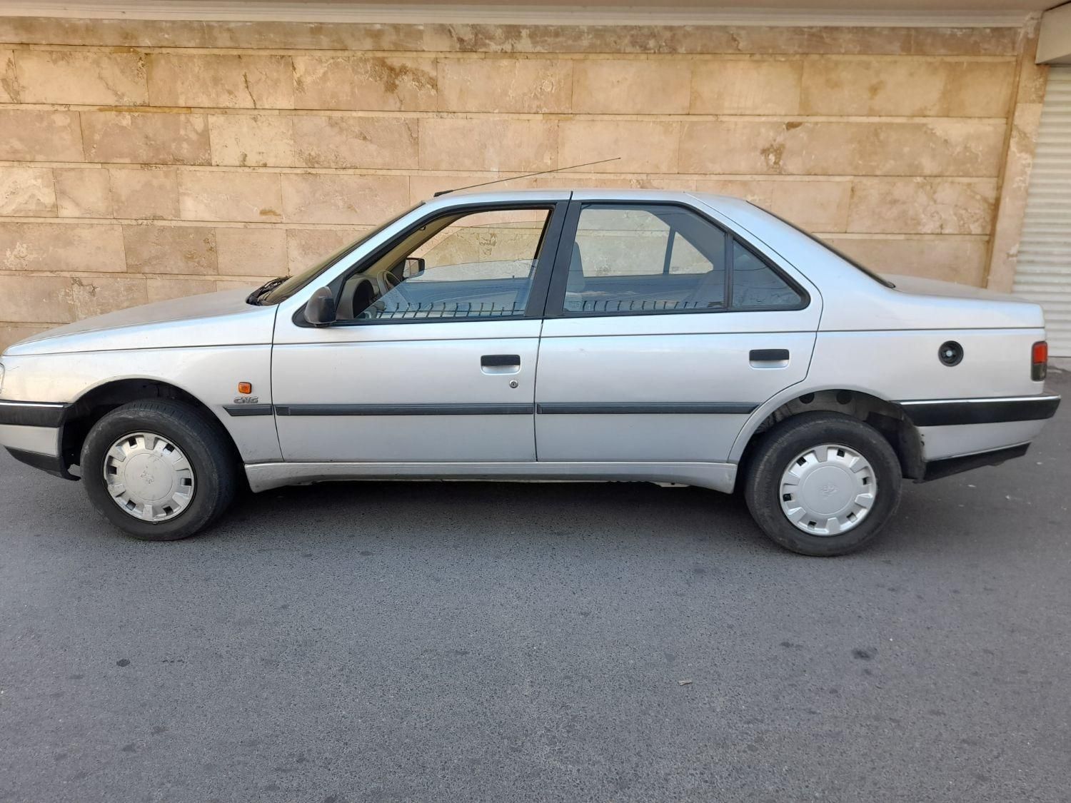 پژو 405 GLX - دوگانه سوز - 1395