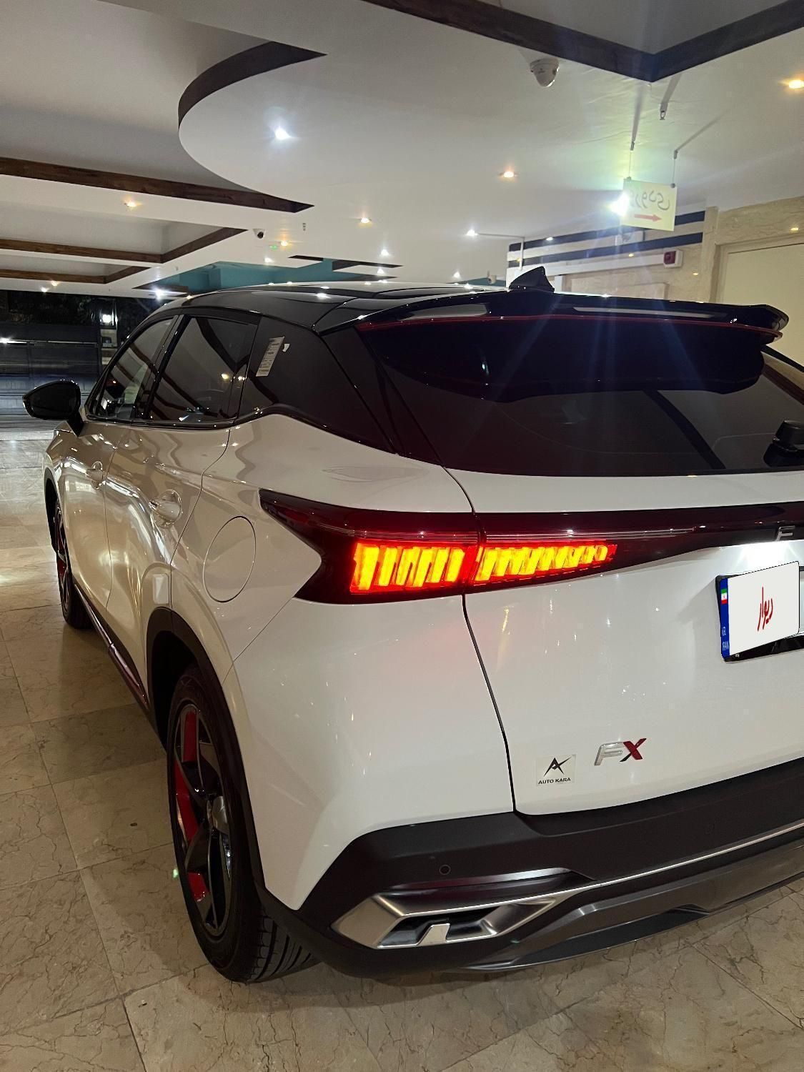 فونیکس FX پریمیوم FWD - 1402