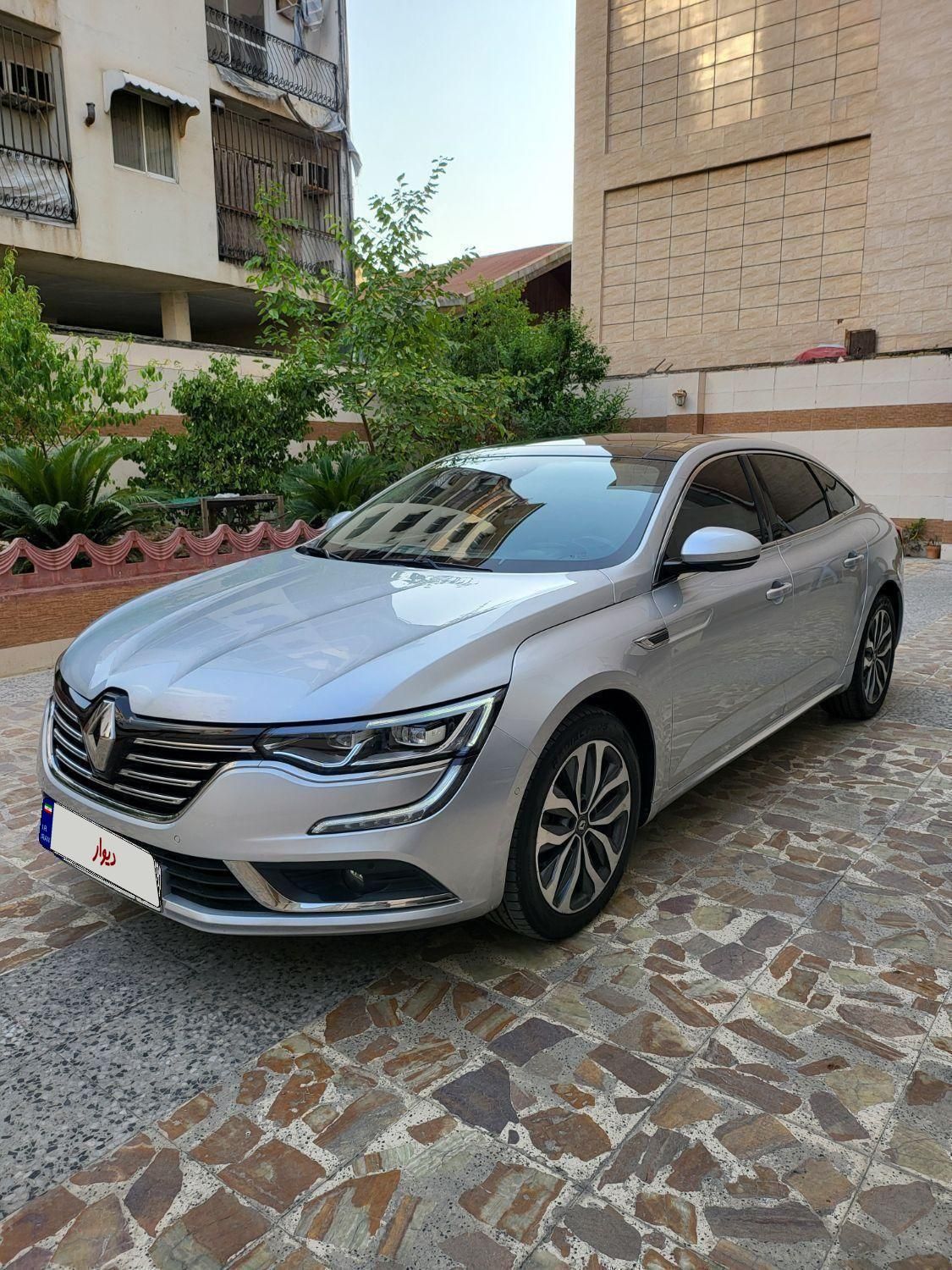 خودرو رنو، تالیسمان آگهی ann_19406067