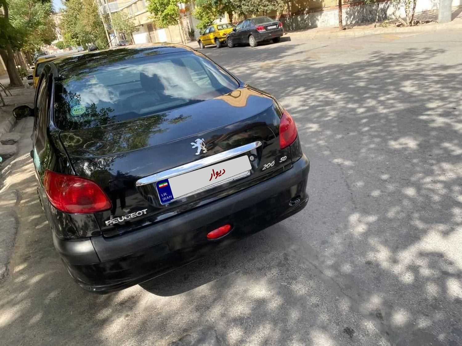 پژو ۲۰۶ صندوق دار v8 - 1399