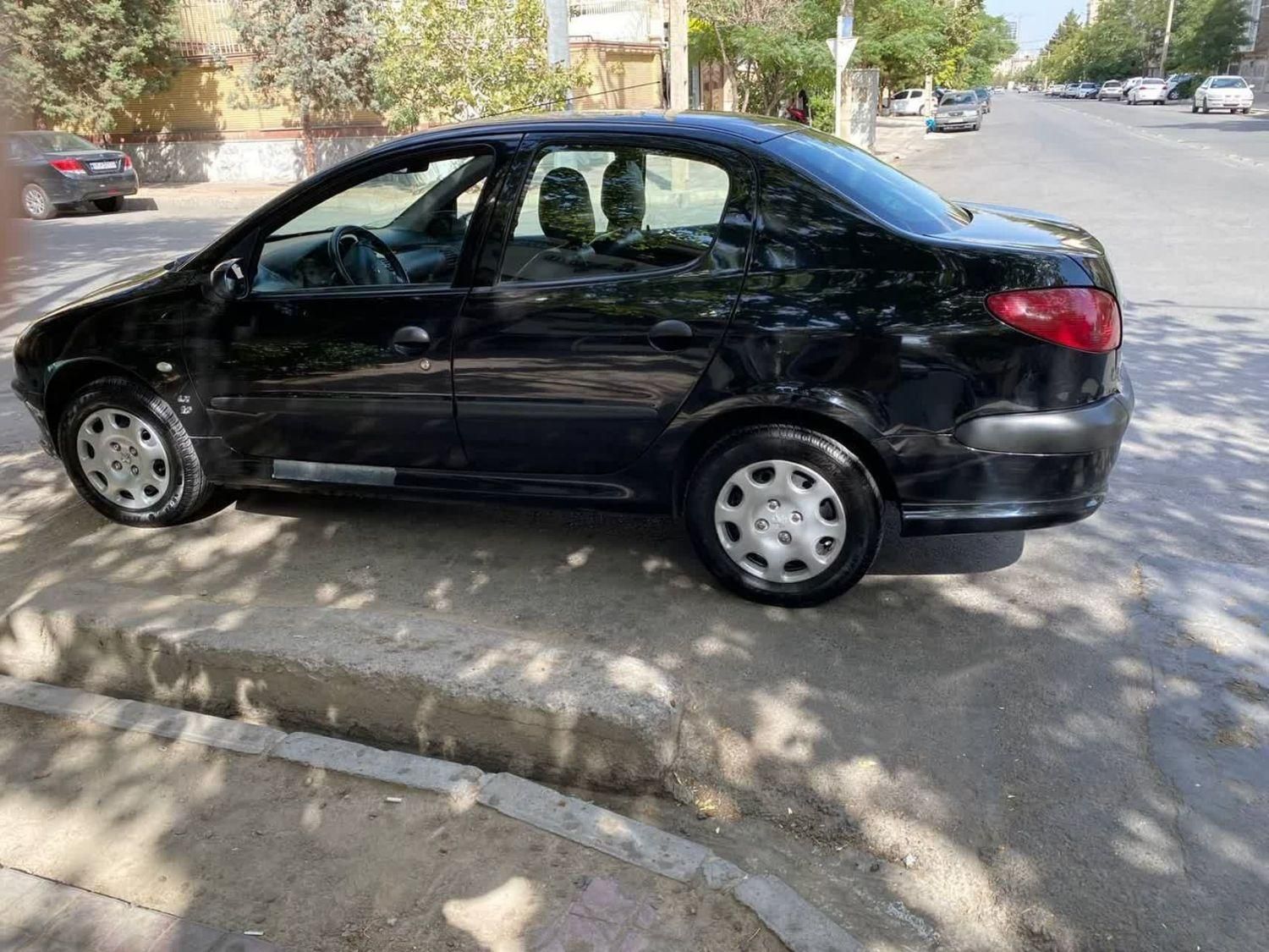 پژو ۲۰۶ صندوق دار v8 - 1399