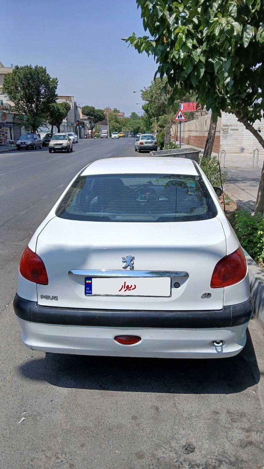 پژو ۲۰۶ صندوق دار v20 - 1390