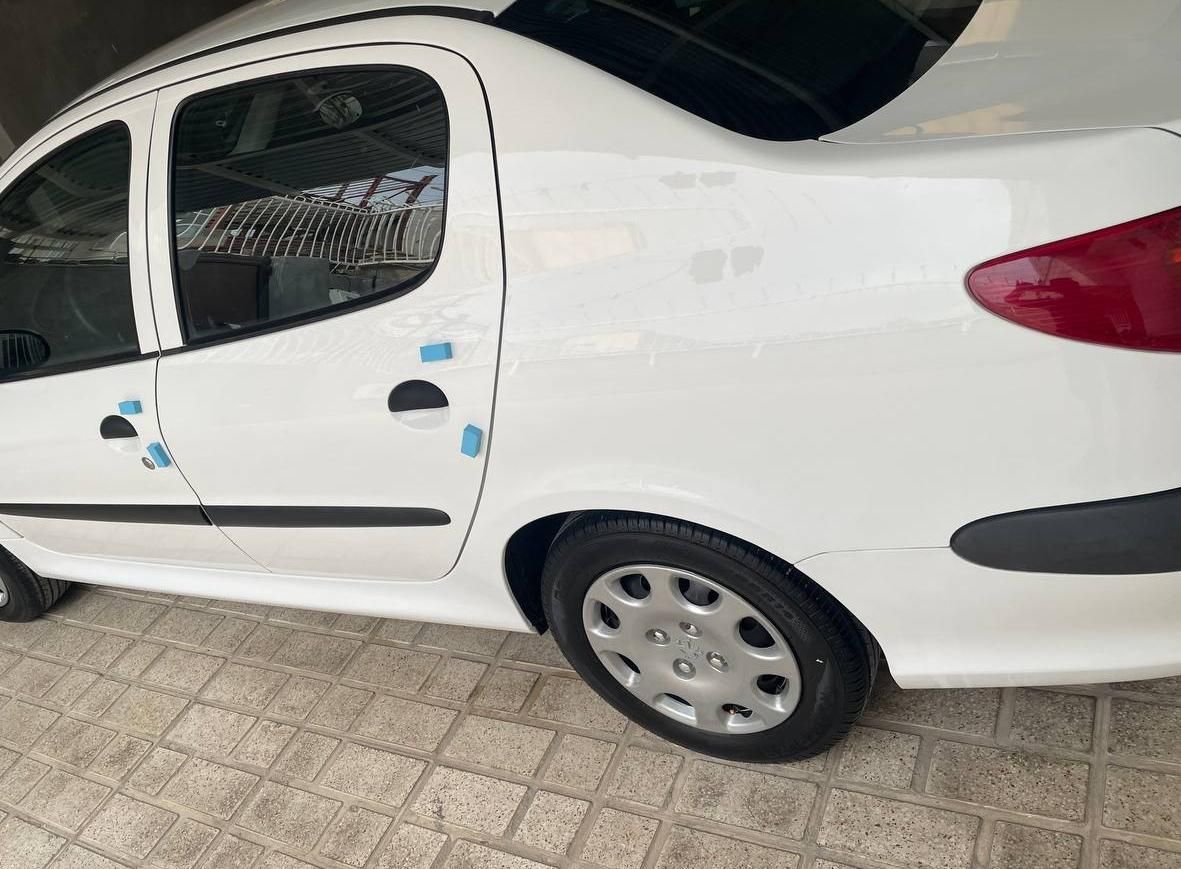 پژو ۲۰۶ صندوق دار v8 - 1397