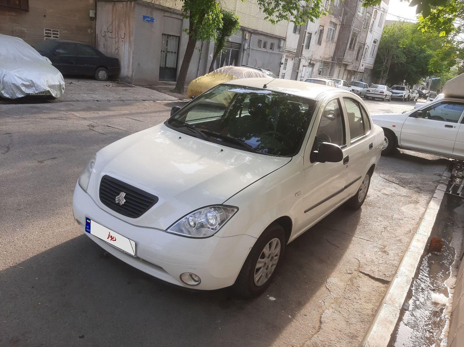 تیبا صندوق دار SX - 1400
