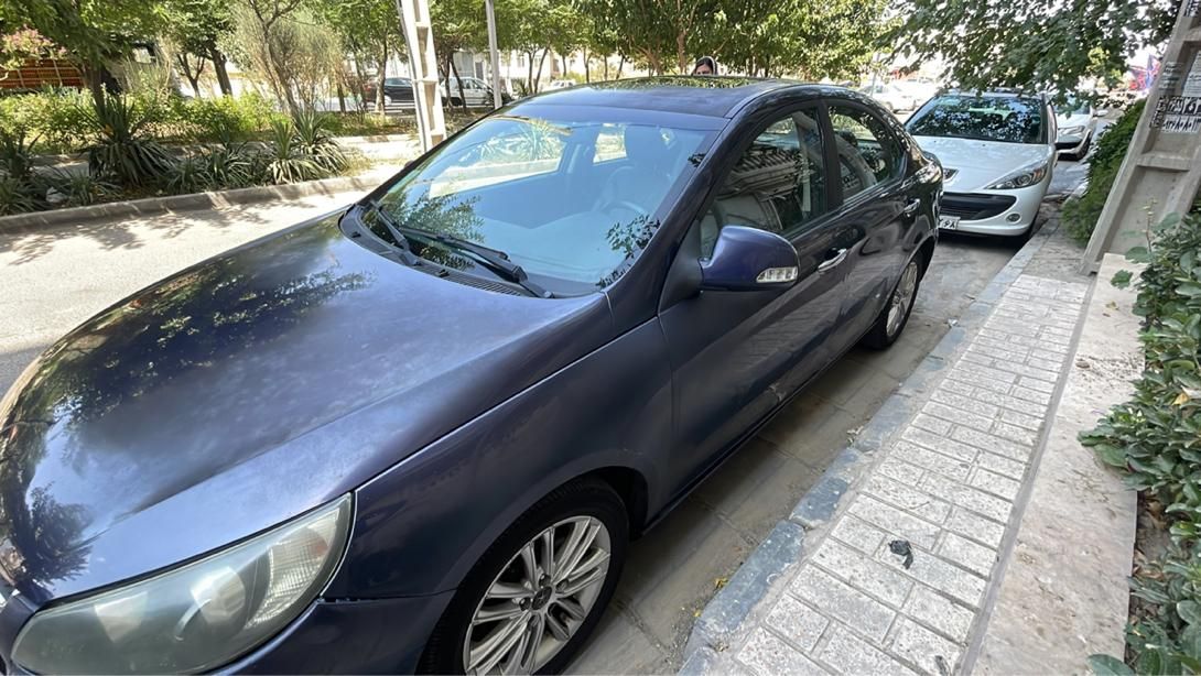 جک J5 اتوماتیک - 1394