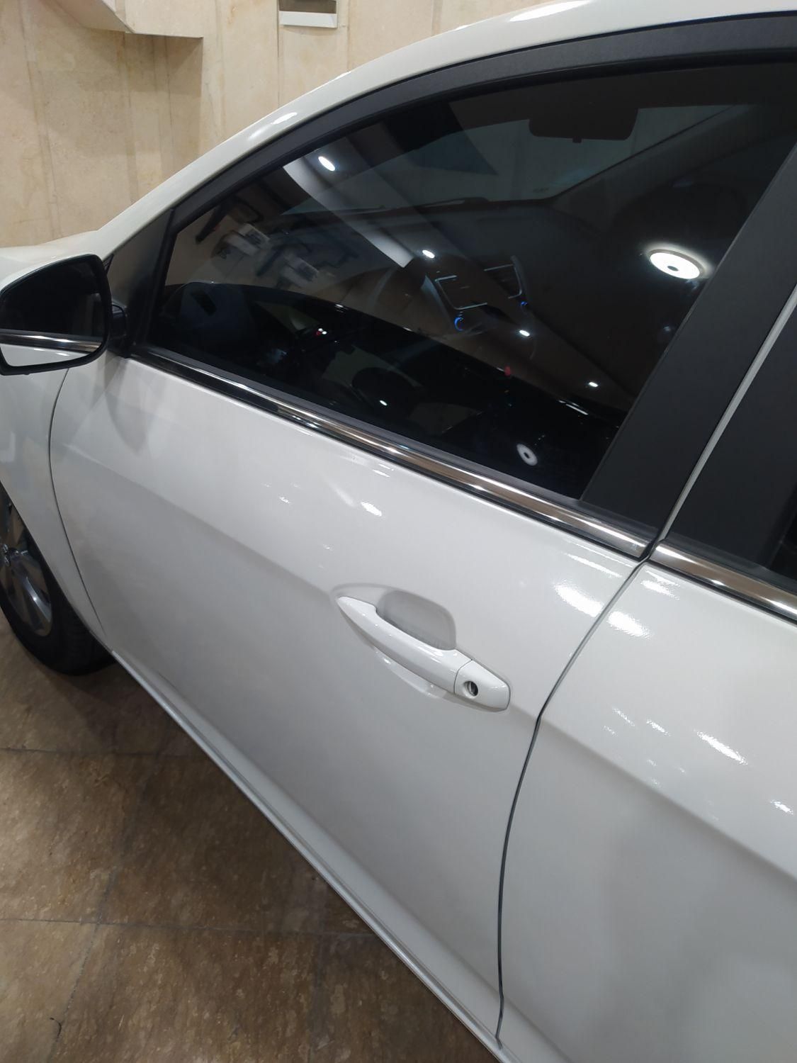 جک J4 اتوماتیک ساده - 1403
