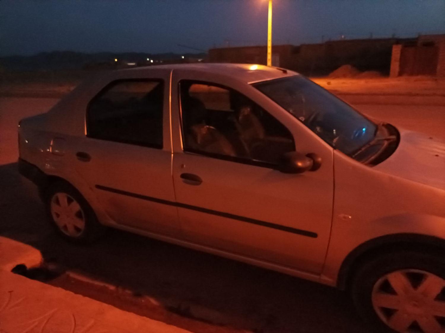 رنو تندر 90 E1 - 1389