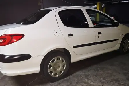 پژو ۲۰۶ صندوق دار v8 - 1399
