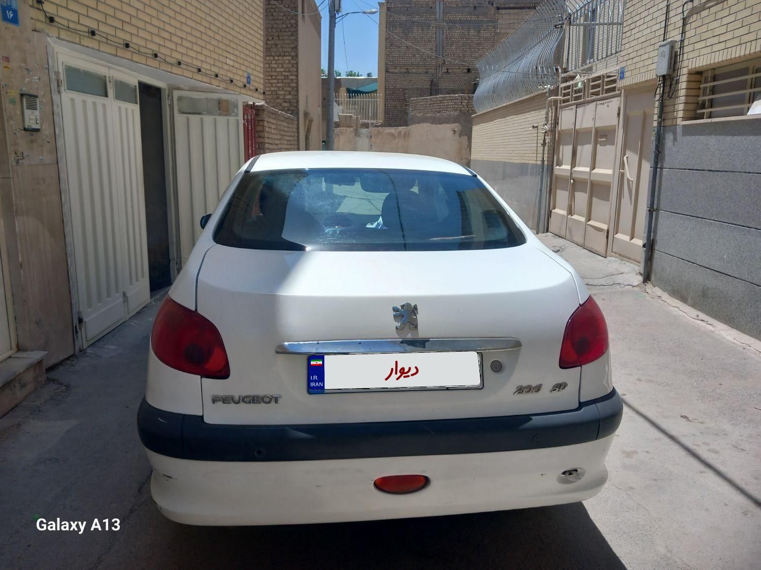 پژو ۲۰۶ صندوق دار v8 - 1397