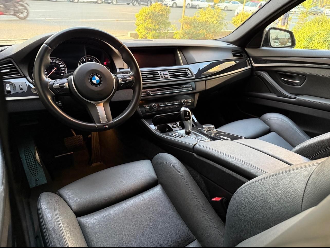 ب ام و سری 5 520i - 2016