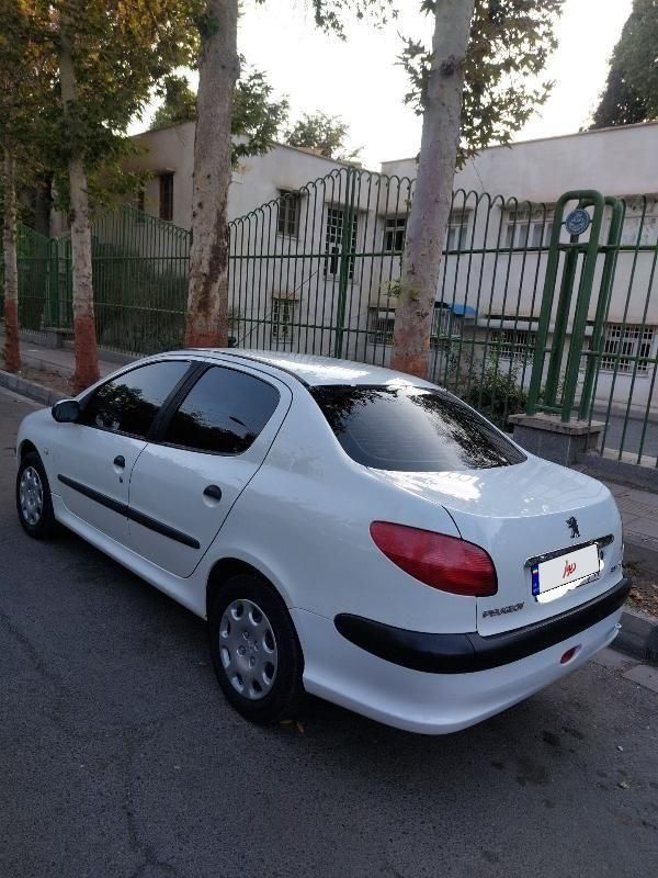 پژو ۲۰۶ صندوق دار v20 - 1387