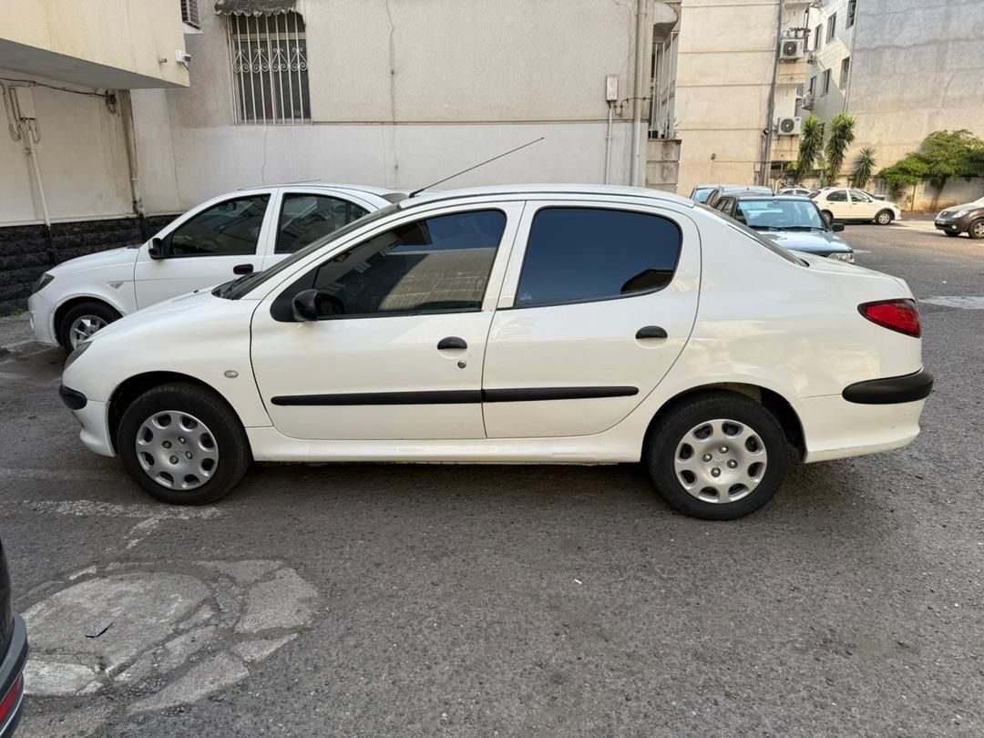 پژو ۲۰۶ صندوق دار v20 - 1388
