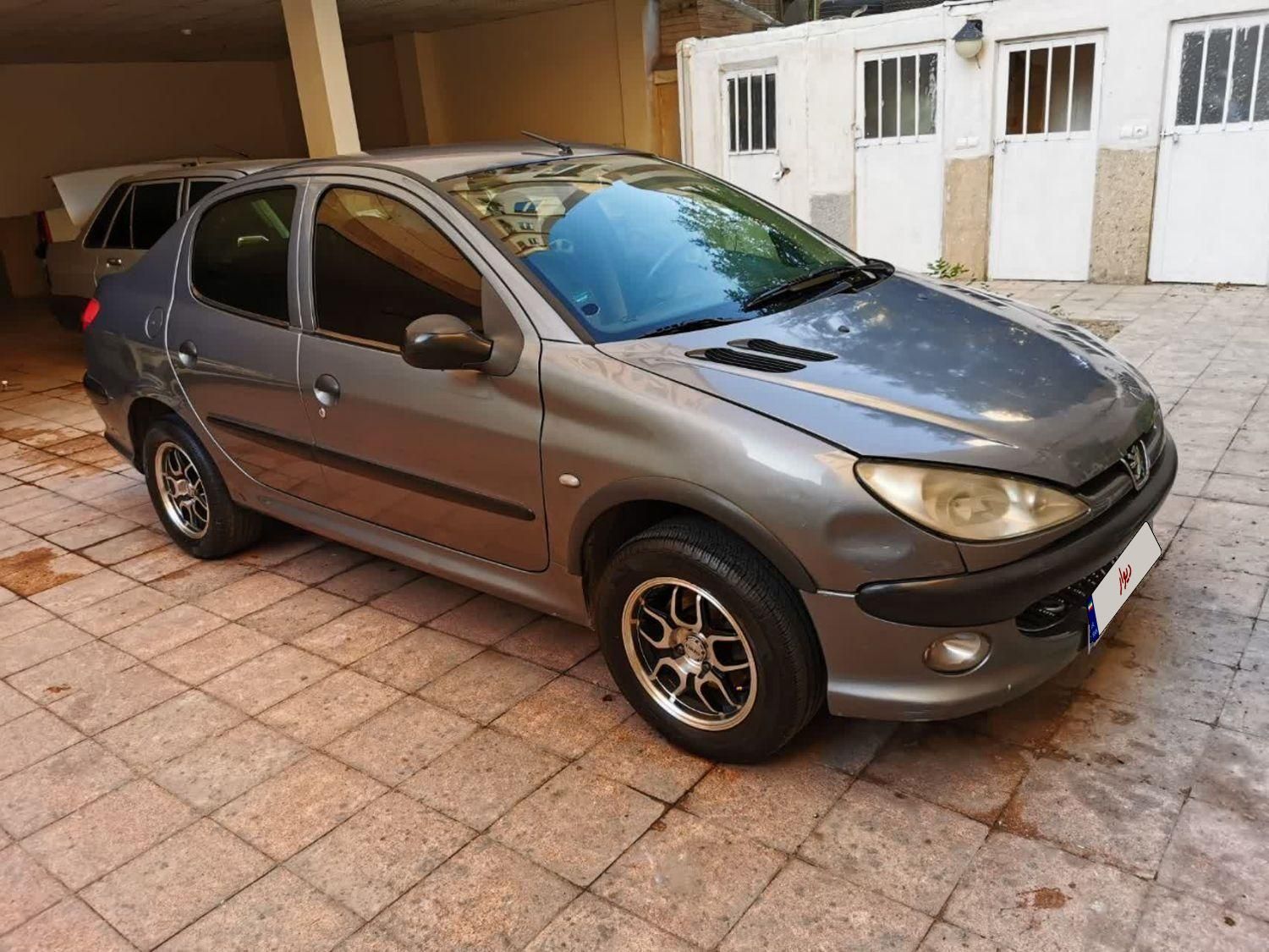 پژو ۲۰۶ صندوق دار v8 - 1386