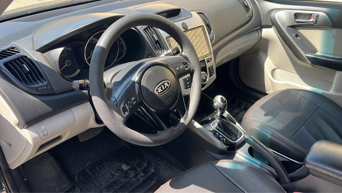 کیا سراتو 2.0 لیتر اتوماتیک GT لاین - 2016
