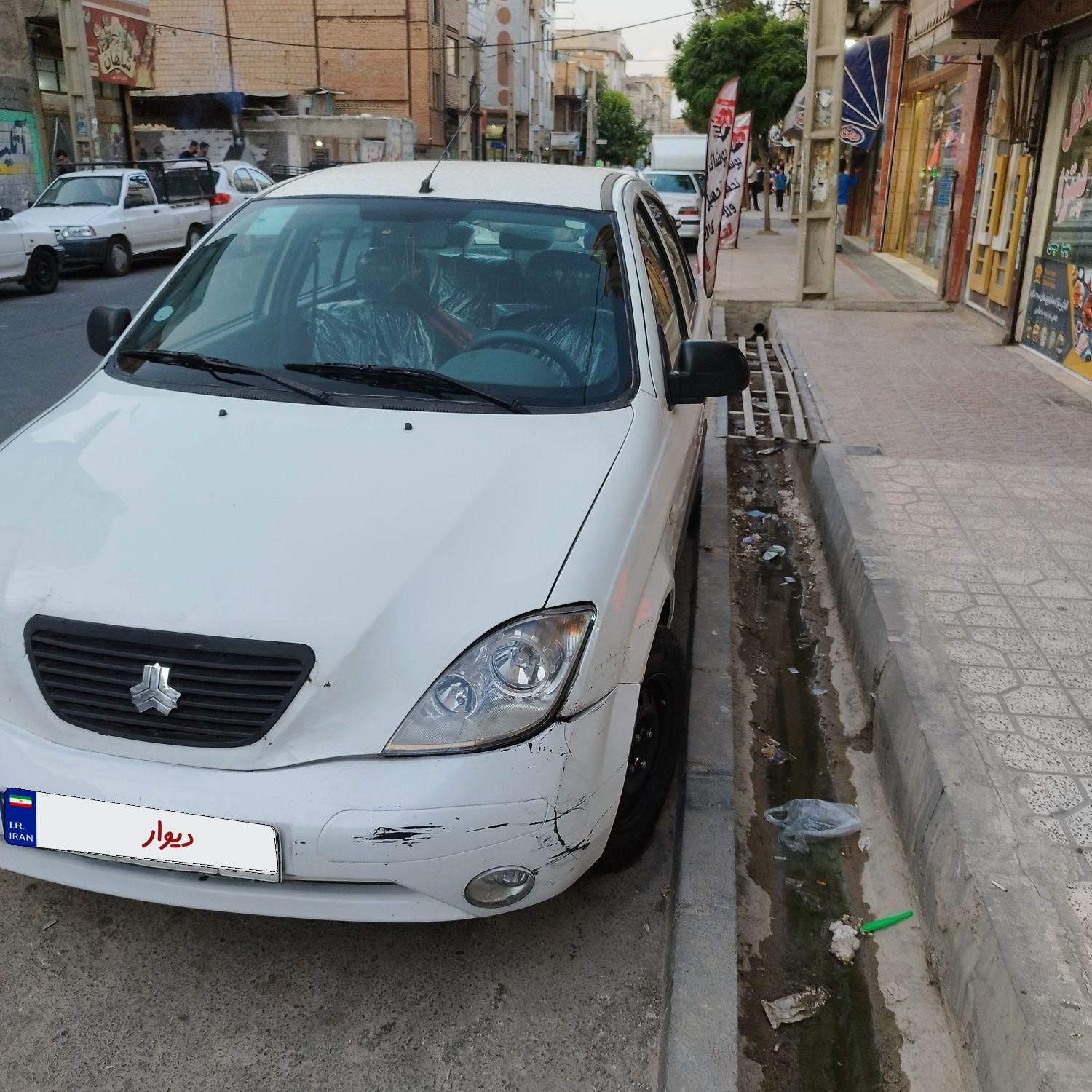 تیبا صندوق دار SX - 1400