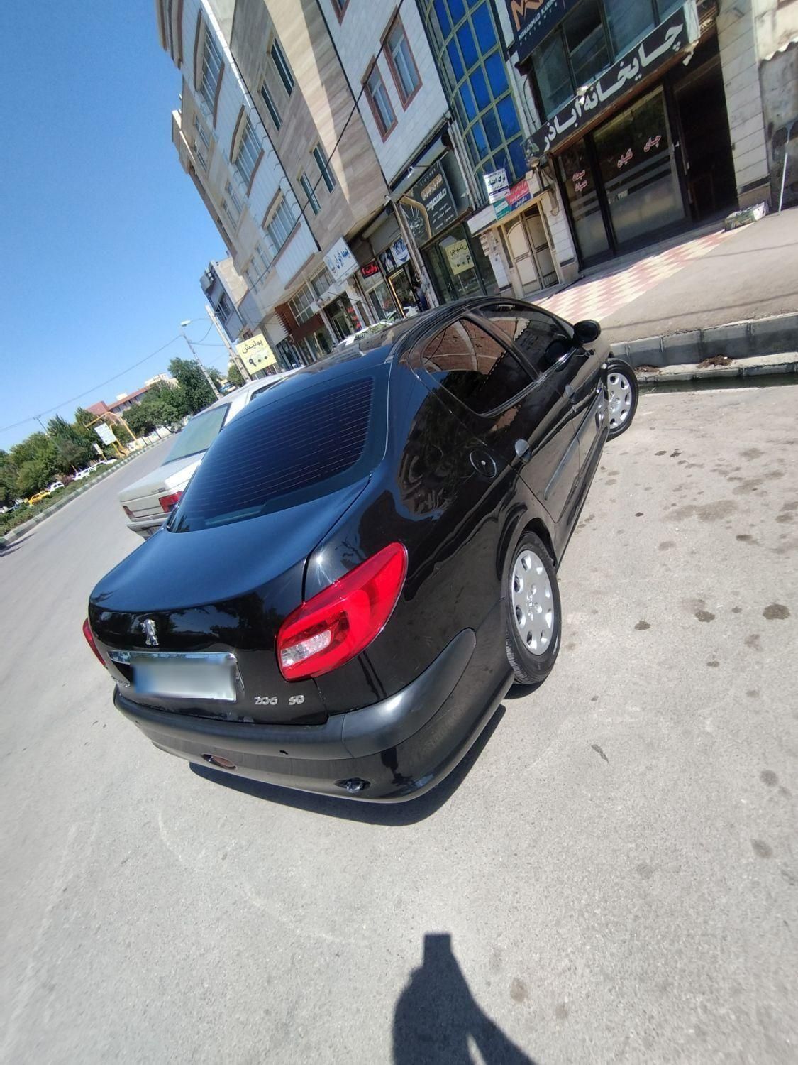 پژو ۲۰۶ صندوق دار v20 - 1390