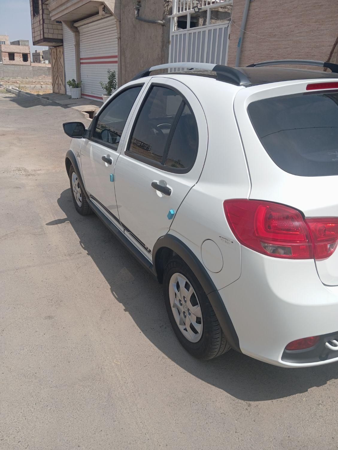 کوییک R دنده‌ای - 1402