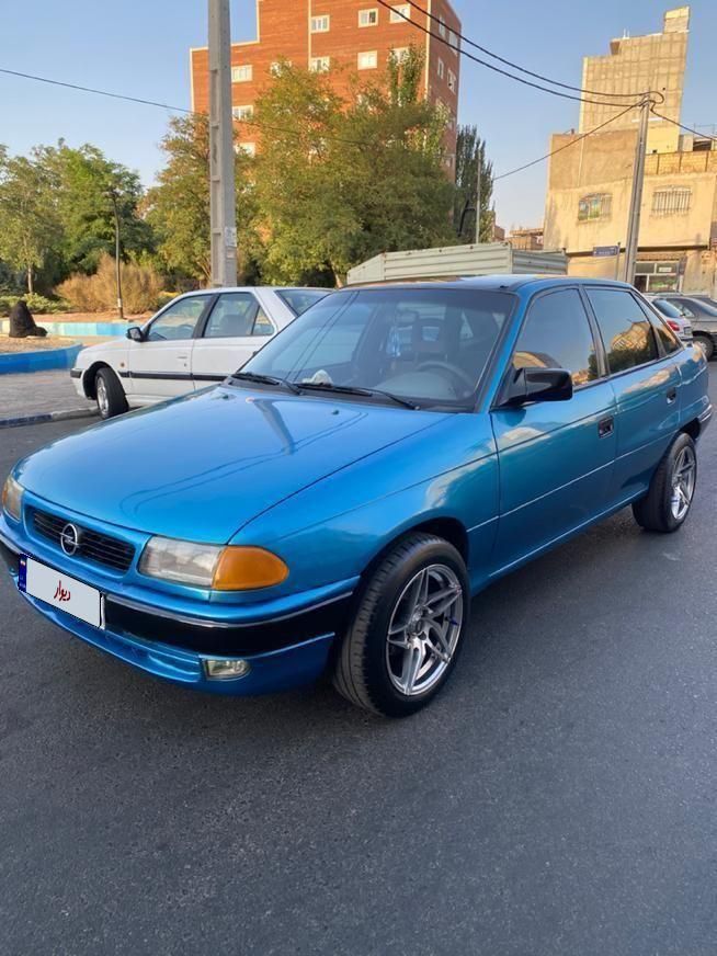 اپل آسترا 1400 شرکتی J - 1994