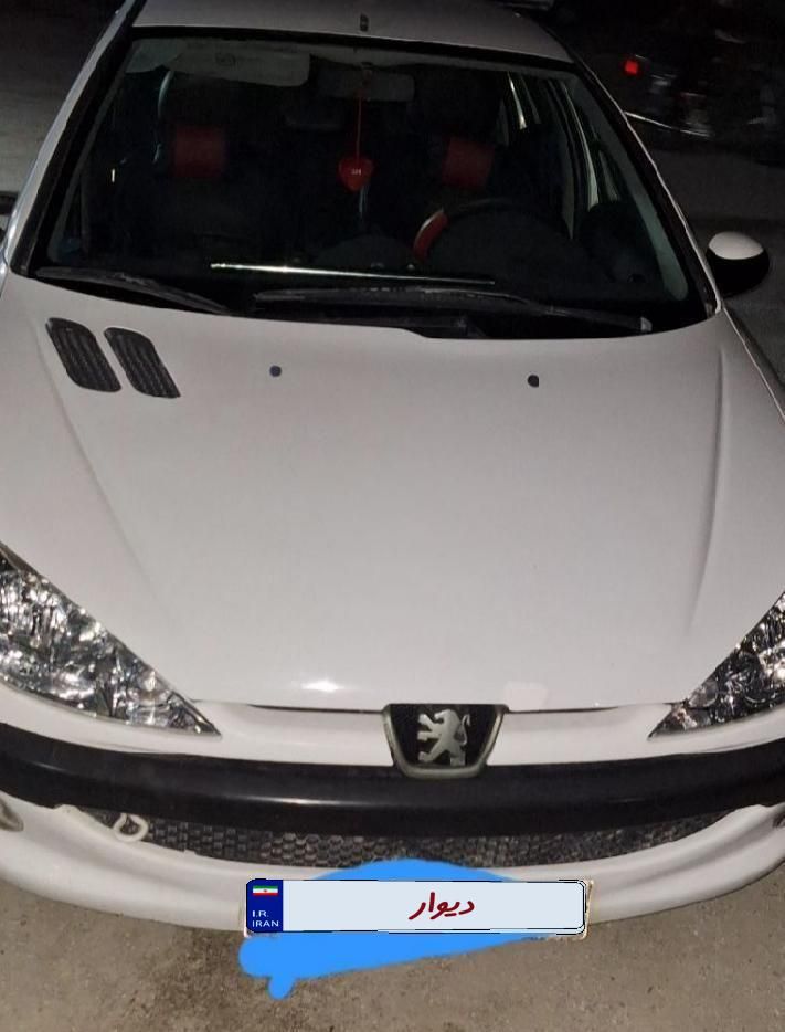 پژو ۲۰۶ صندوق دار v8 - 1395