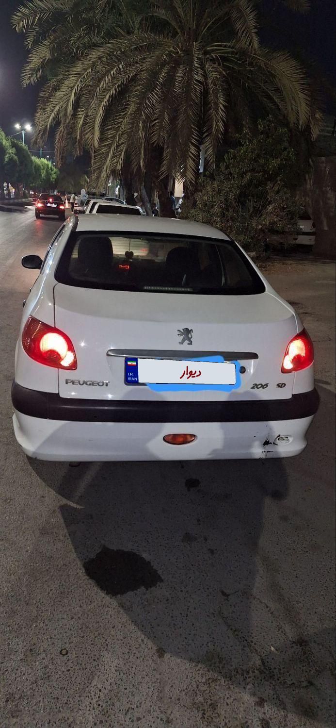 پژو ۲۰۶ صندوق دار v8 - 1395