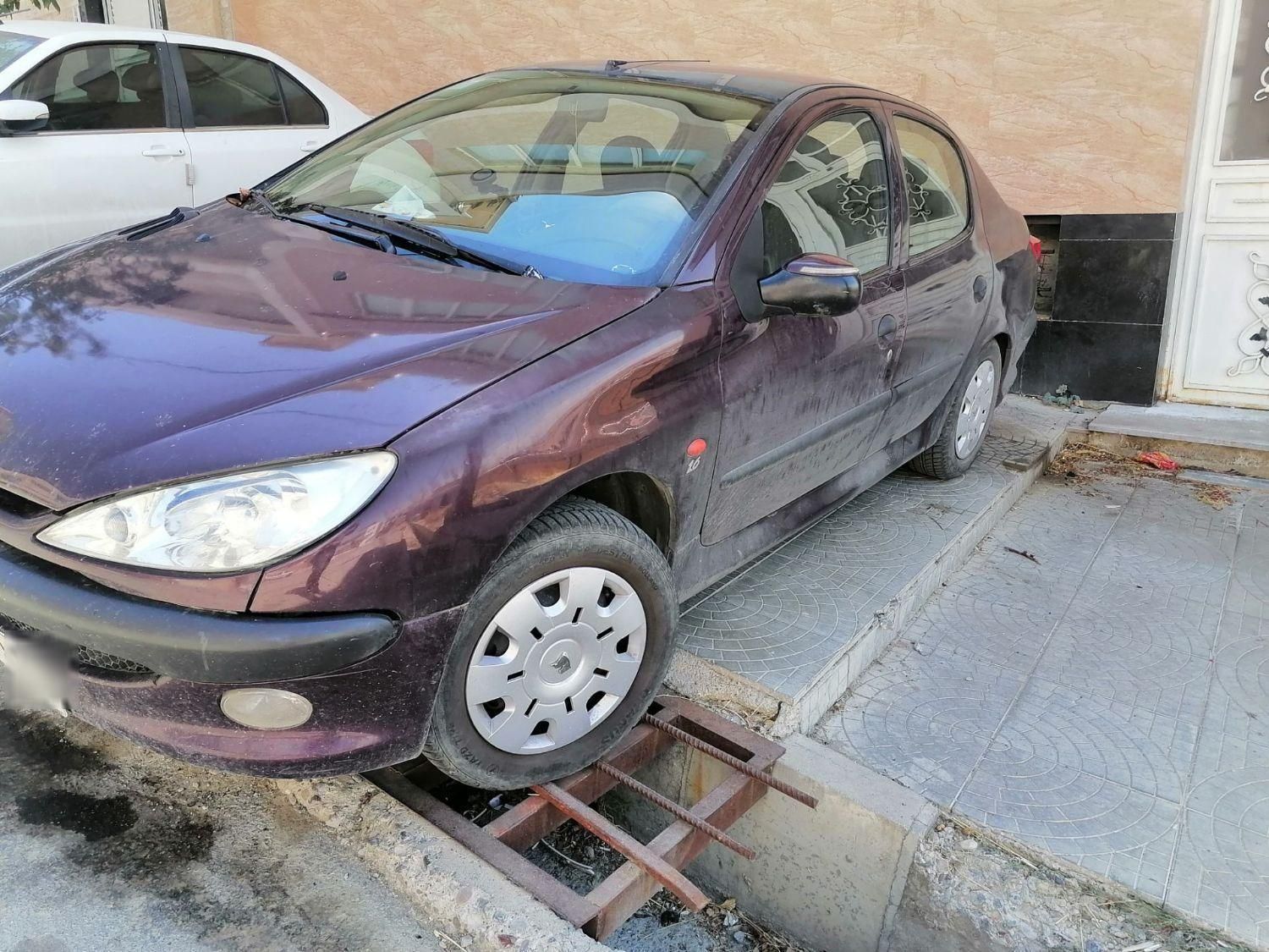 پژو ۲۰۶ صندوق دار v20 - 1390