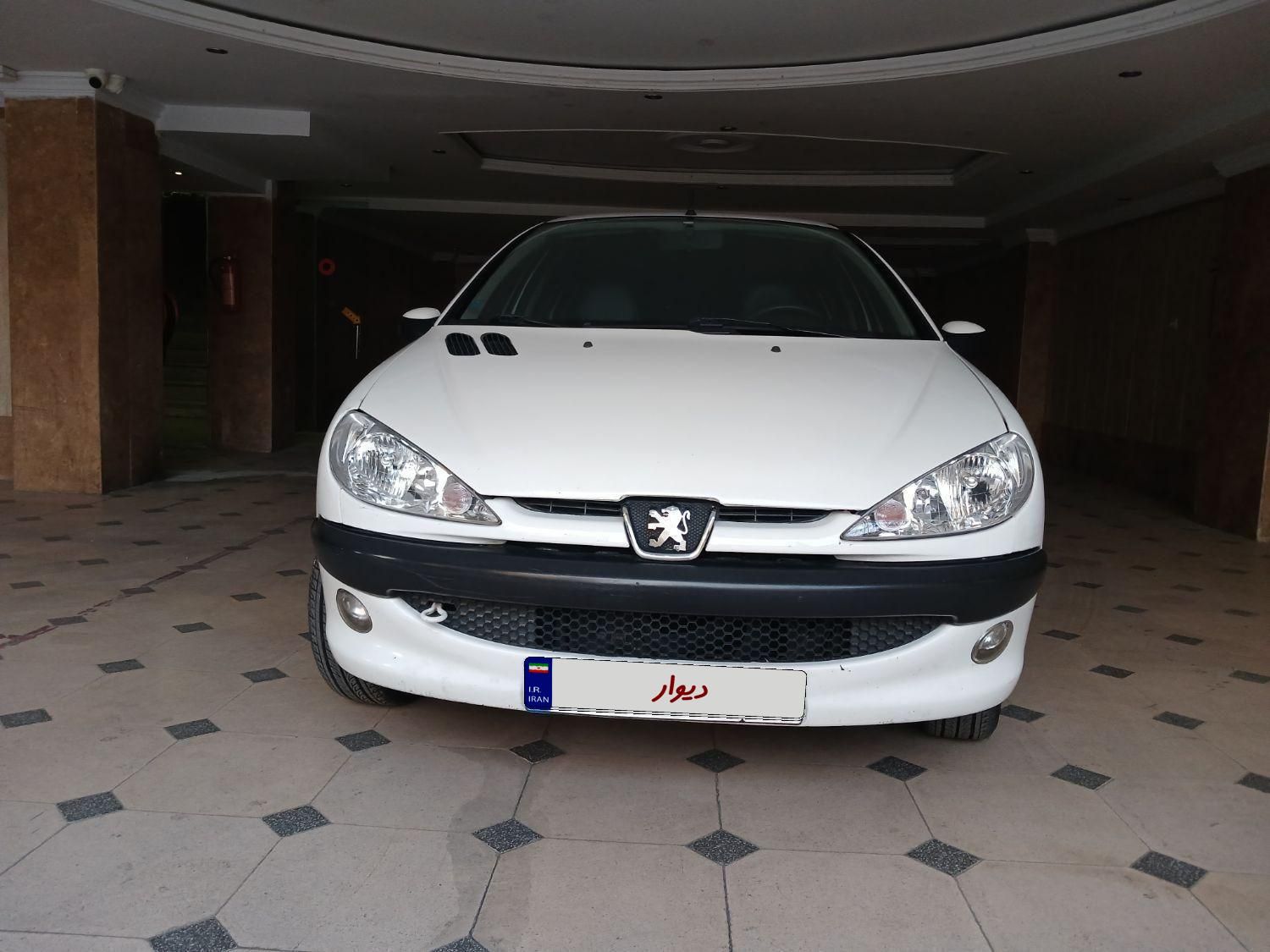 پژو ۲۰۶ صندوق دار v8 - 1397