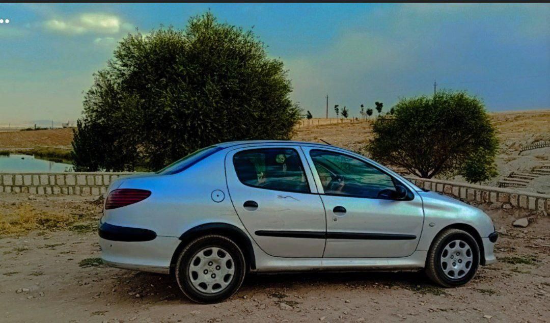 پژو ۲۰۶ صندوق دار v20 - 1388