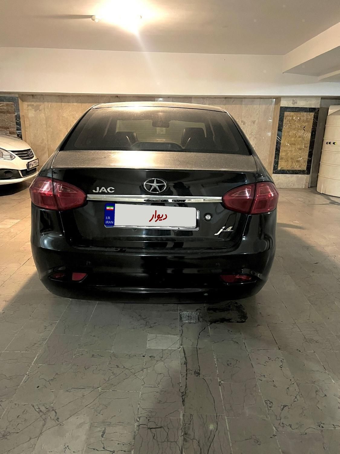 جک J4 اتوماتیک ساده - 1402