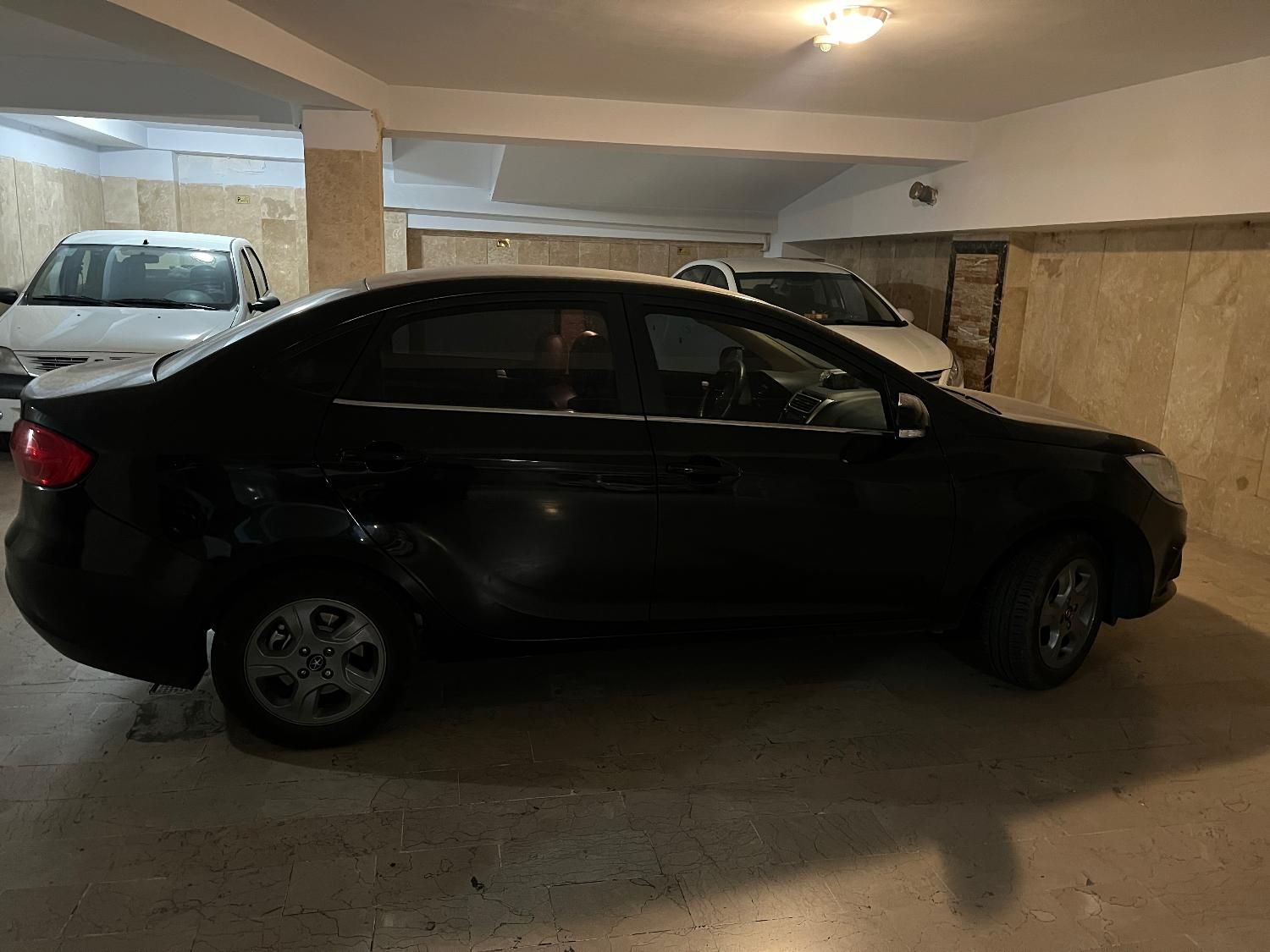 جک J4 اتوماتیک ساده - 1402