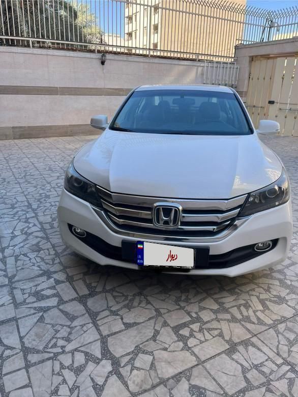 هوندا آکورد EX-B - 2016