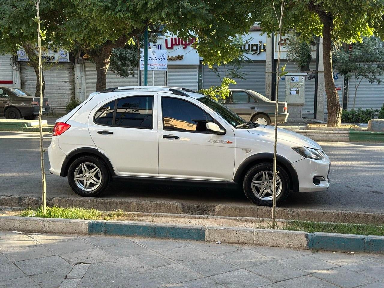 خودرو کوییک، معمولی آگهی ann_19410395