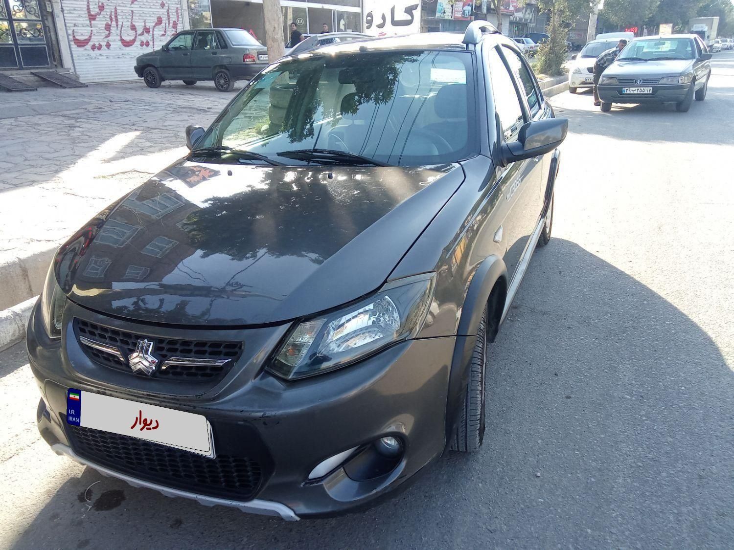 خودرو کوییک، معمولی آگهی ann_19410486