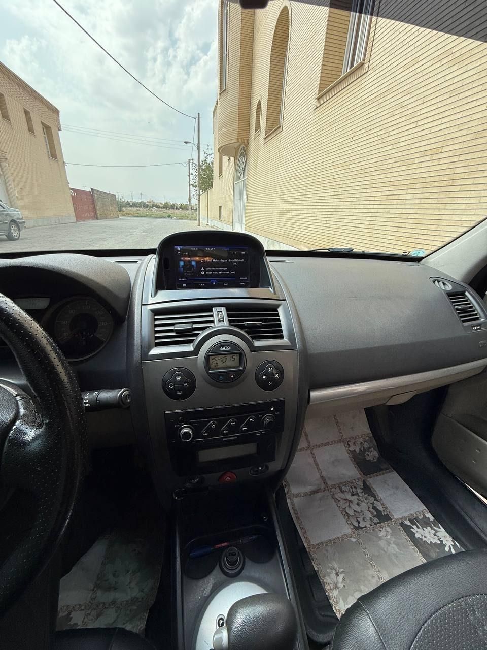 رنو مگان وارداتی اتوماتیک 2000 - 2008